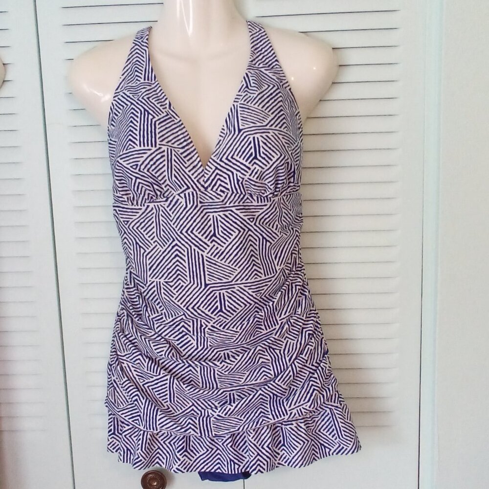 BEACH DIVA SZ 14 SWIM DRESS GEOMETRIC DESIGN RUCHING RUFFLE ATTACHED BOTTOM PADS